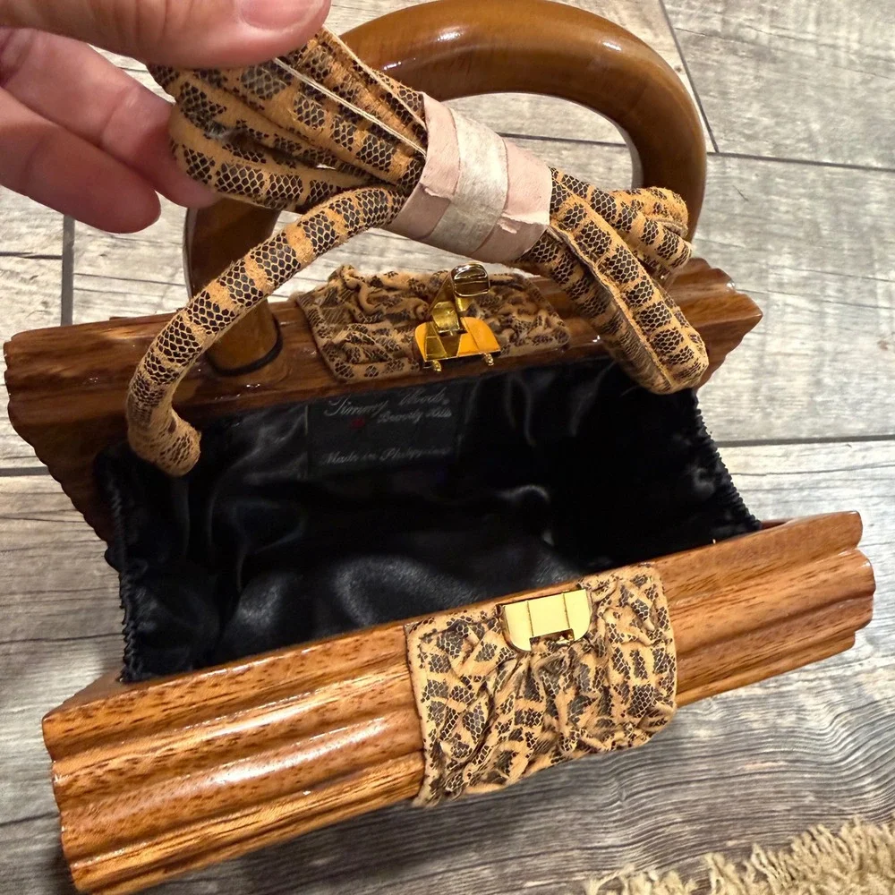 New Timmy Woods Beverly Hills Collectible Art Handmade Acacia Wood Purse Handbag